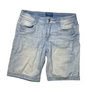 🔥 5 for $30 🔥 Arizona Jean Co. Girls Embroidered Bermuda Denim Shorts | Size 12